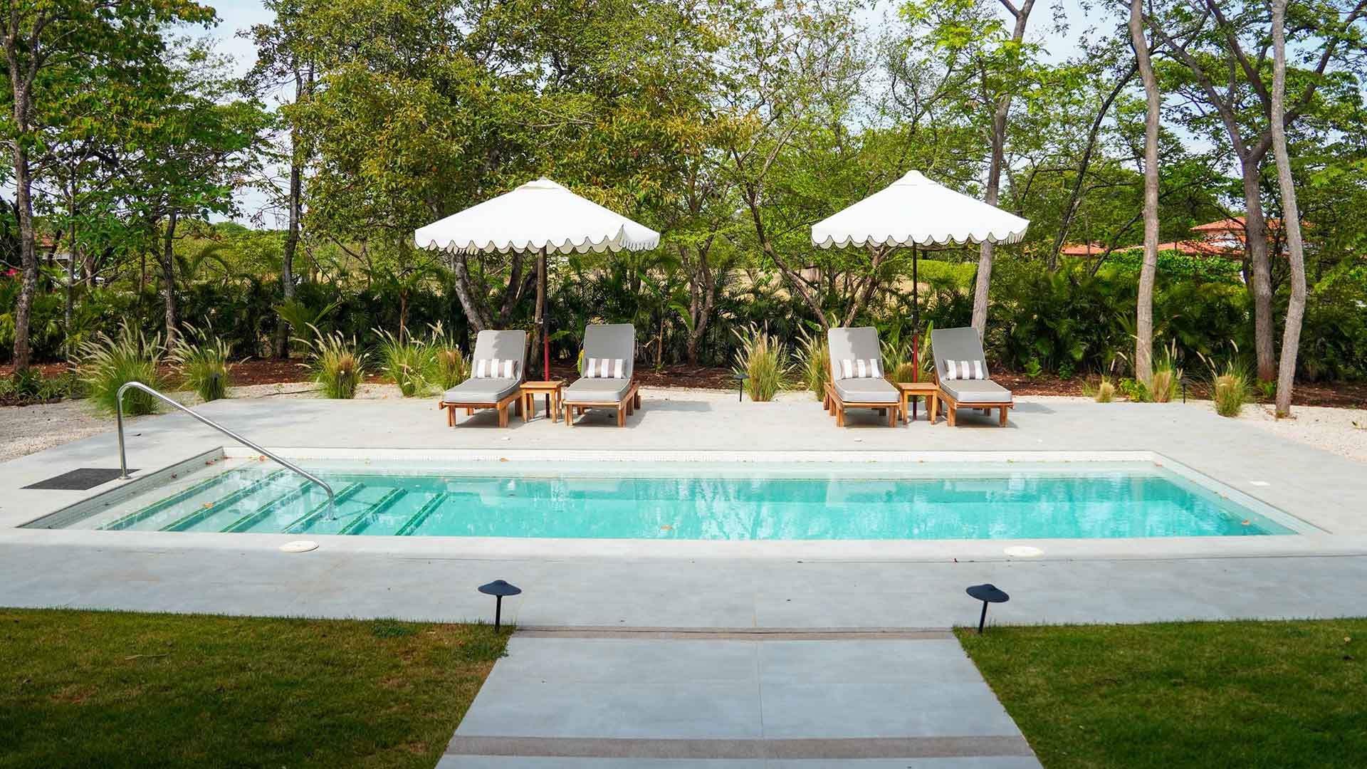 custom pools - pool design & construction -casa vida hacienda pinillas