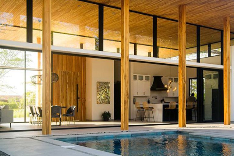 Contemporary Vacation Home - Las Brisas