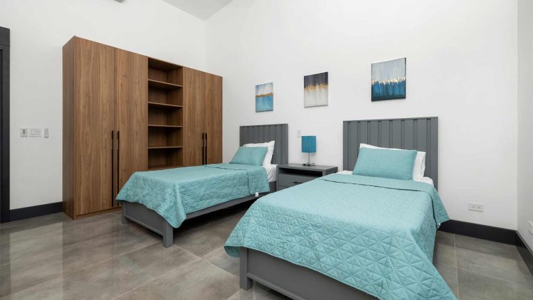 Costa Construction Group - Senderos